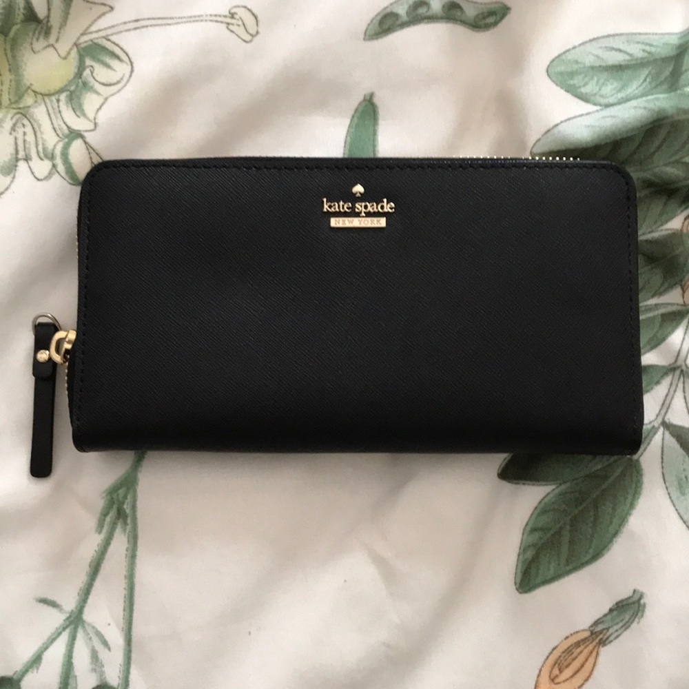 Kate spade leather continental wallet